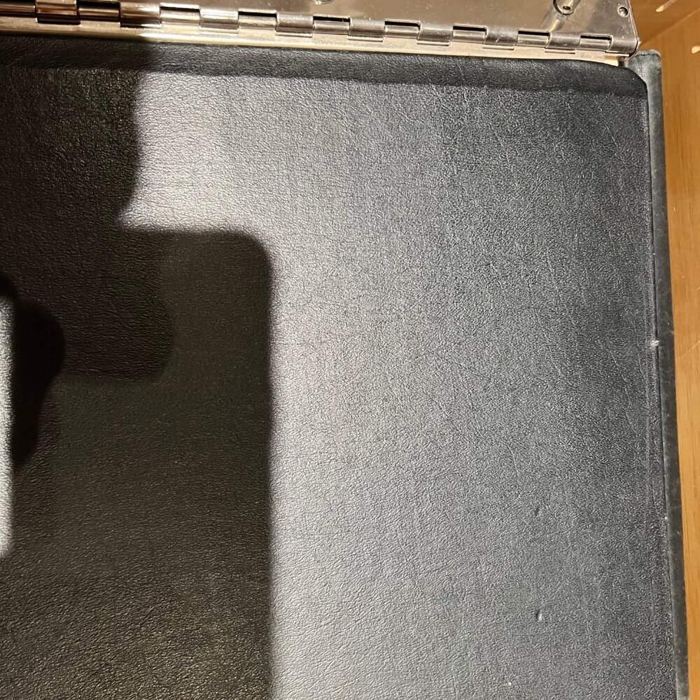LEATHER LEDGER WITH TABS FOR DIVIDERS, SHEETS INCLUDED - Picture 2 of 2